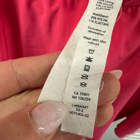 Lululemon fuchsia pink tennis skirt with built in shorts - Picture 11 of 13